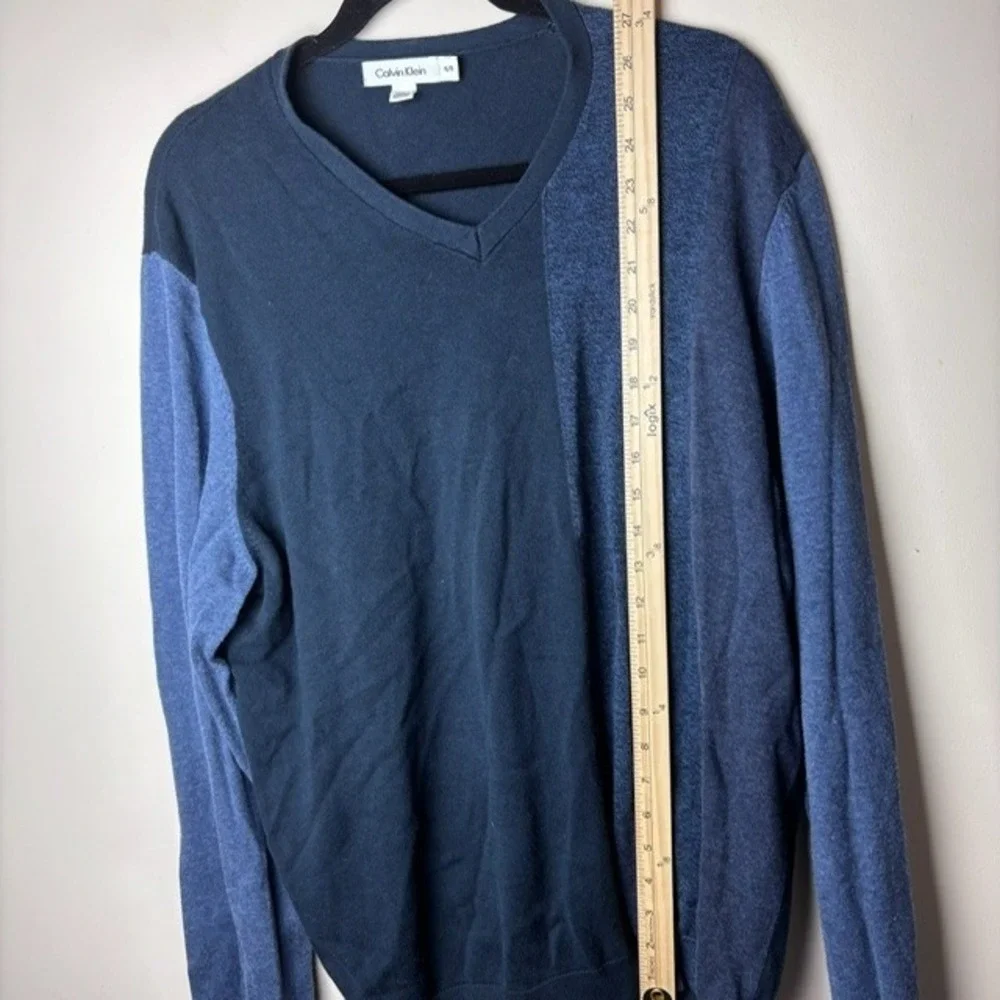 Mens XL Calvin Klein Sweater Blue Heather Colorblock Knitted V Neck‎ Long Sleeve